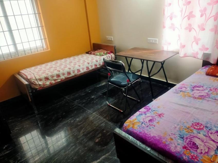 Hostel Stoneroof Guest Pg Whitefield Exterior foto